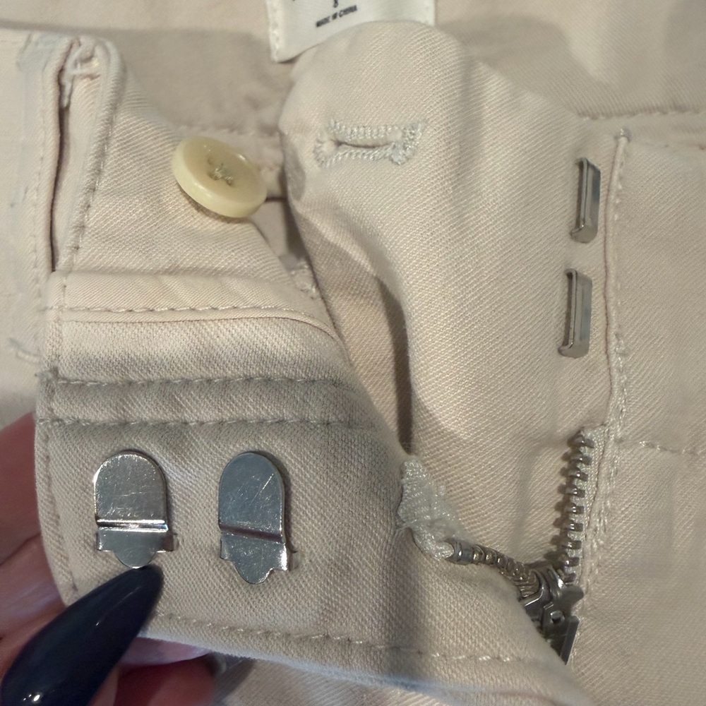 Wilfred Free Aritzia Cream Cargo Pants High Rise Straight Leg Utility Size 8 - Picture 5 of 7